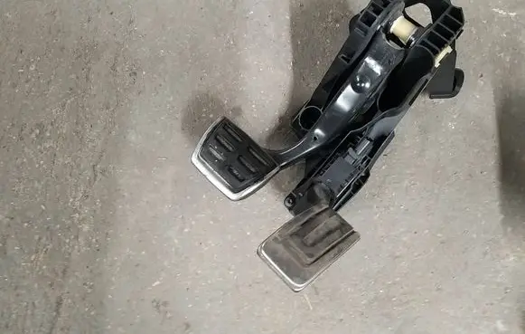 Brake pedal