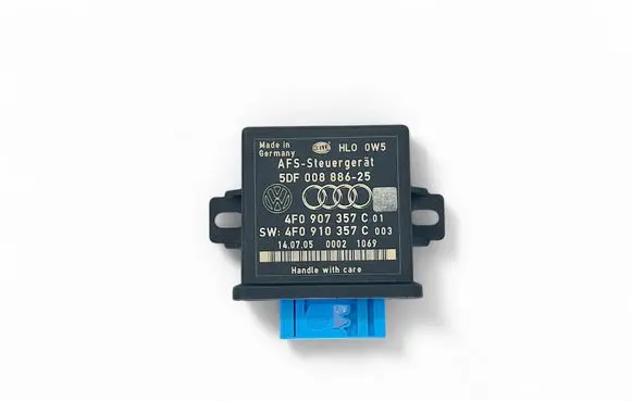 Audi A6 S6 C6 4F Light module LCM 5DF00888625 4F0907357C 4F0910357C
