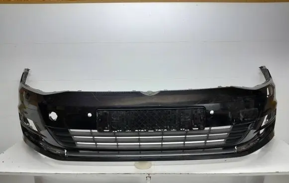 Volkswagen Golf VII Front bumper 5G0807221 5G0853677A