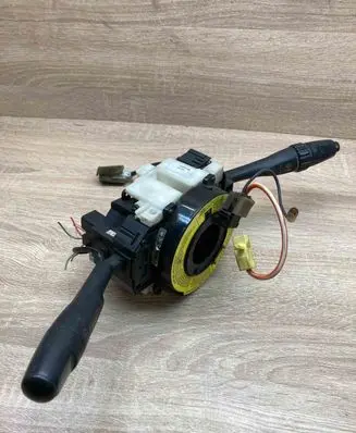 Mitsubishi Carisma Wiper turn signal indicator stalk/switch MB953700
