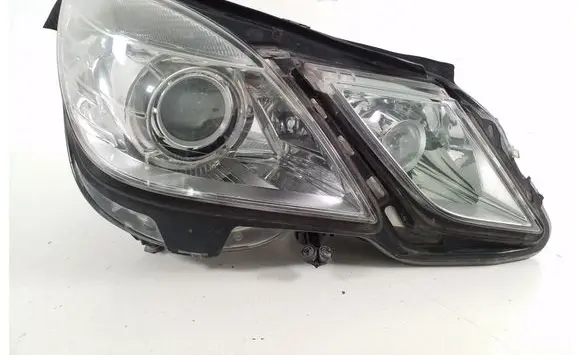 Mercedes-Benz E W212 Headlight/headlamp A2128202061