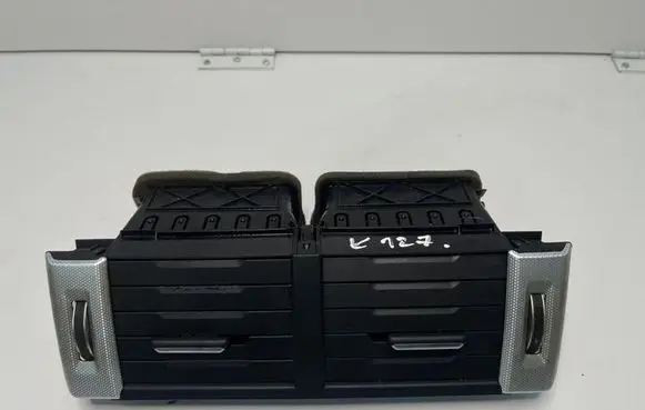 Land Rover Range Rover Evoque L538 Dash center air vent grill GJ32014L21DB