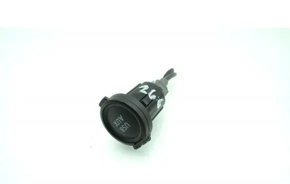 Suzuki Swift III Radio/CD/DVD/GPS head unit 