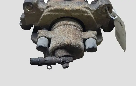 Volkswagen Golf V Front brake caliper