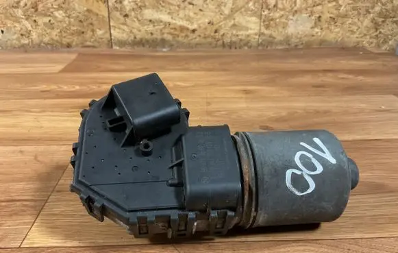 Ford Mondeo Mk III Wiper motor 1S7117508AD 060216 0390241702