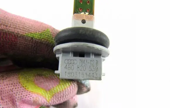 Coolant temperature sensor