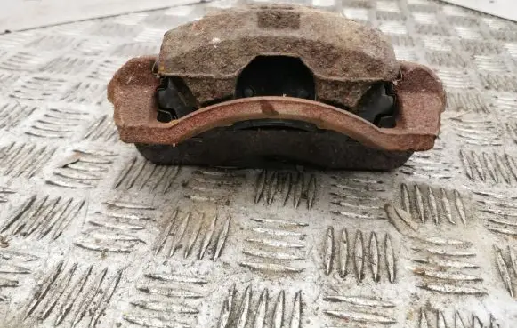 Mazda Xedos 6 Front brake caliper