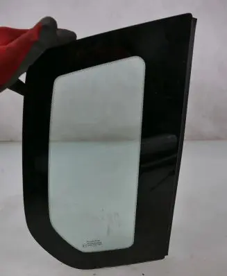 Mazda 2 Rear side window