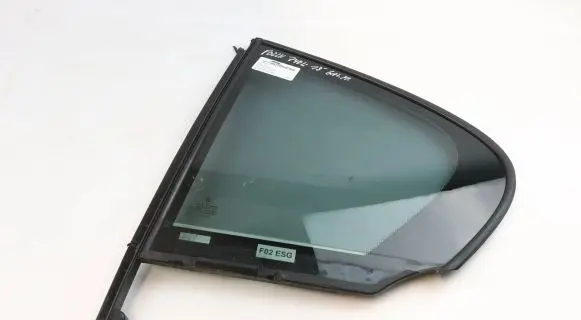 BMW 7 F01 F02 F03 F04 Rear vent window glass 7177849