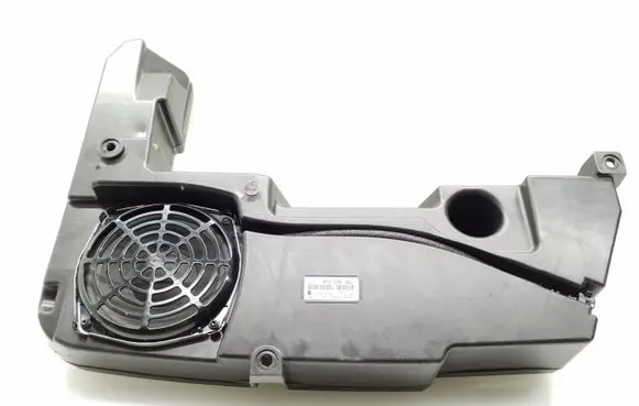 Audi A5 8T 8F Subwoofer speaker 8T8035382
