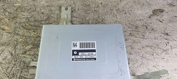 Subaru Impreza I Engine control unit/module 22611AA790 MECFB30