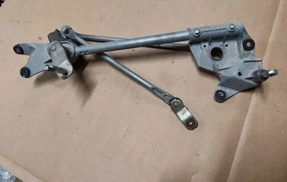 Honda Legend Front wiper linkage 