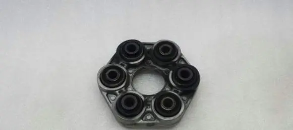 BMW 3 F30 F35 F31 Rear prop shaft donut coupling/joint 26117605629