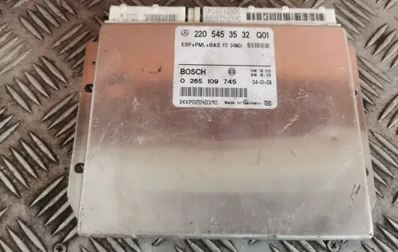 Mercedes-Benz S W220 ESP (stability system) control unit A2205453532