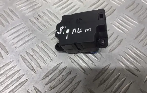 Opel Signum Central body control module