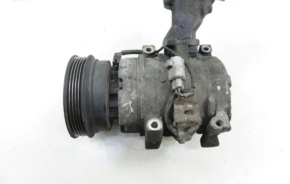 Toyota Avensis T220 Air conditioning (A/C) compressor (pump) 4472204223