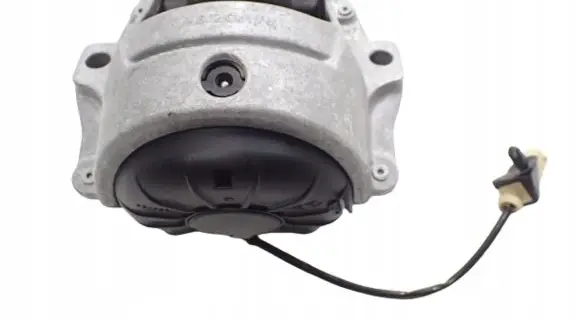 Audi A5 Sportback 8TA Engine mount bracket 8K0199381B