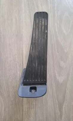 Volvo S90, V90 Accelerator throttle pedal 32269124