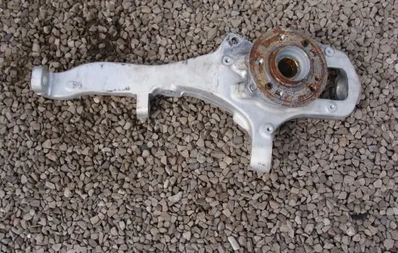 Mercedes-Benz GLE W167 Front wheel hub spindle knuckle 16735L