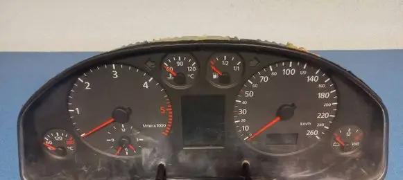 Audi A6 S6 C5 4B Speedometer (instrument cluster) 4B0919881 110008890016