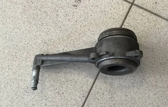 Volkswagen Golf V Alternator belt tensioner 01701212
