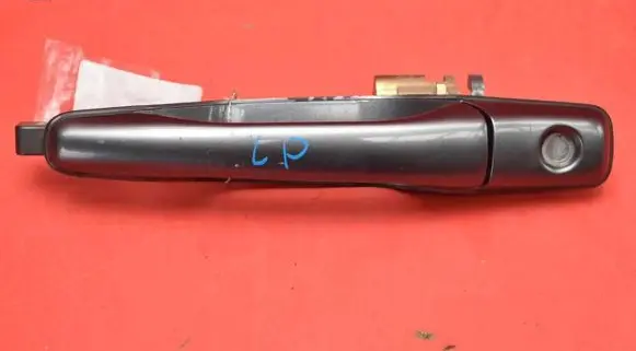 Mitsubishi Outlander Front door exterior handle MR526105