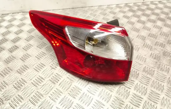 Ford Focus Rear/tail lights BM5113405G BM5113405H