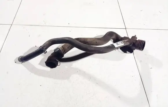 Audi A4 S4 B7 8E 8H Engine coolant pipe/hose