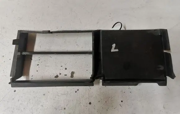 BMW 5 E39 Front bumper lower grill 511181748470