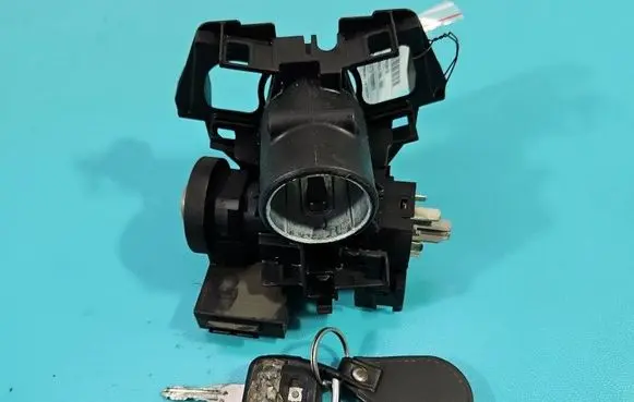Opel Zafira A Ignition lock 24445098 IMPRK1602988