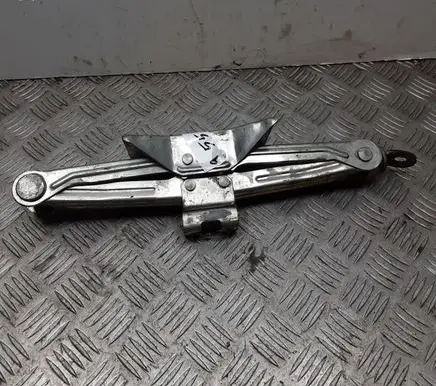 Toyota Corolla E120 E130 Lift Jack 0911102040