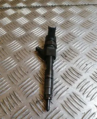 Fuel injector