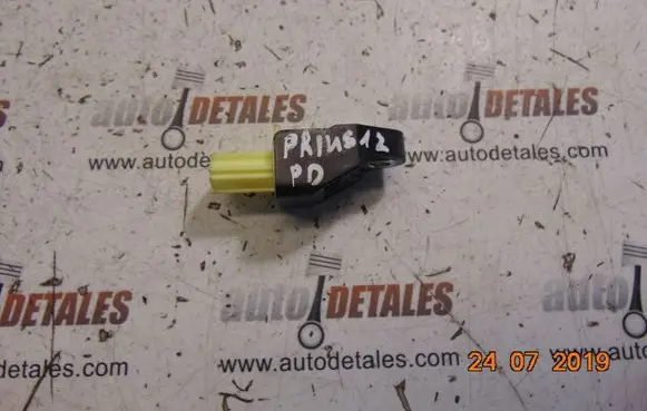 Toyota Prius (XW30) Airbag deployment crash/impact sensor 8983128020