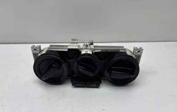 Volkswagen Golf IV Climate control unit 1J0820045G