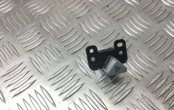 Tesla Model S Hazard light switch 600890500C