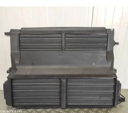 Ford Focus Intercooler air guide/duct channel BM518475BE 009834 20110511