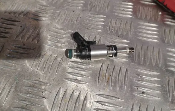 Audi A3 S3 8V Fuel injector 06G906036B 500318