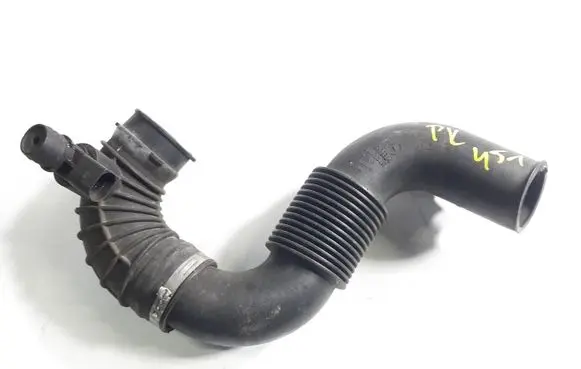 Audi A8 S8 D3 4E Air intake hose/pipe 057129609E