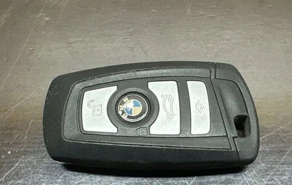 BMW 5 F10 F11 Ignition key/card 