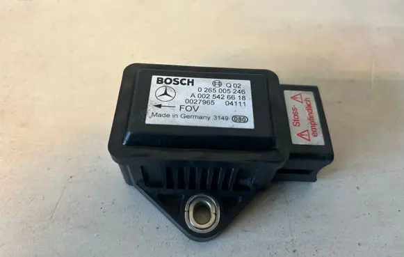 Mercedes-Benz E W211 ESP acceleration yaw rate sensor A0025426618