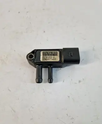 Volkswagen Caddy Oil pressure sensor 076906051B