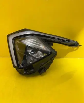 KIA Sportage Headlight/headlamp 92101R2000