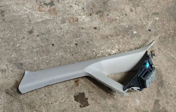 Toyota Auris 150 (A) pillar trim 6222002020 6222002030