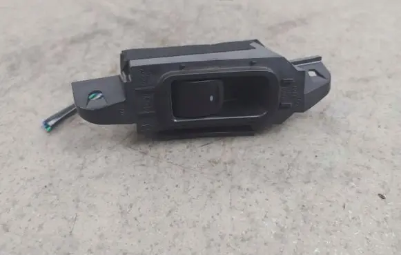 Subaru Legacy Electric window control switch