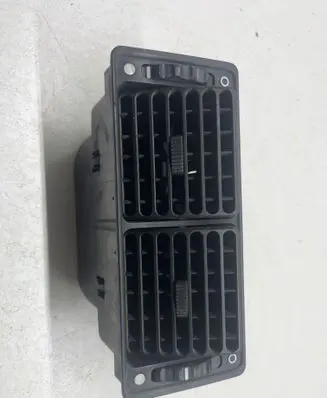 BMW 5 E28 Dash center air vent grill 1367586 1367588 1366439