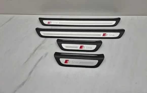 Audi Q3 8U sill trim set (inner) 8U0853373B 8U0853374B 8U0853375B