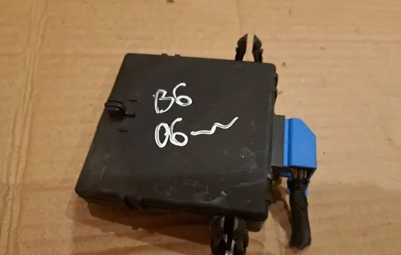 Volkswagen PASSAT B6 Gateway control module 3C0907951A 3C0907530A 402063