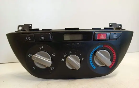 Toyota RAV 4 (XA10) Climate control unit 5590042140