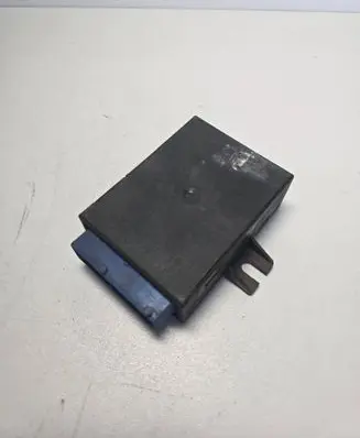 BMW 3 E46 Window wiper relay 61358357068