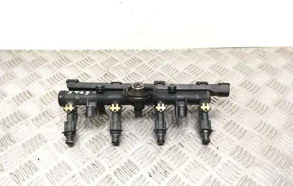 Seat Ibiza II (6k) Fuel injectors set 2435170160 2900901729 030133319AA